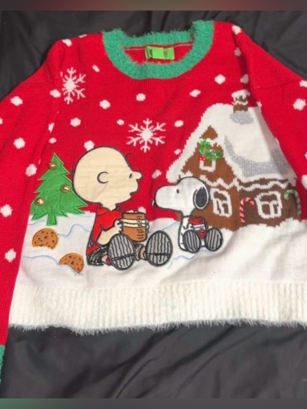 Peanuts Charlie Brown Snoopy Christmas Sweater Size Large